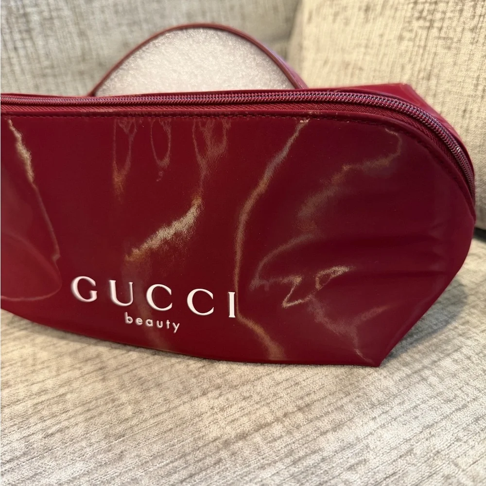 Gucci Burgundy Beauty Cosmetic Logo Bag/pouch AUTHENTIC